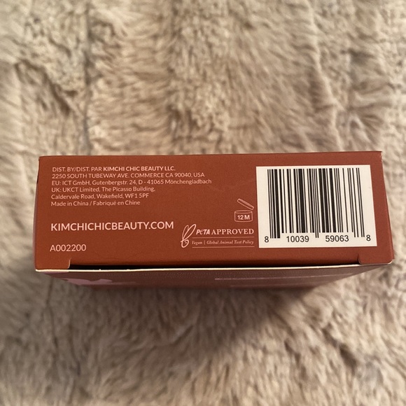 NIB KimChi Chic 04 I Went to Miami Bronzer - Picture 9 of 9